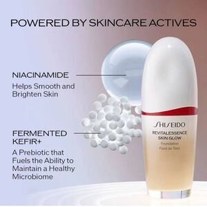 Shiseido Foundation Revitalessence Skin Glow 420 Bronze